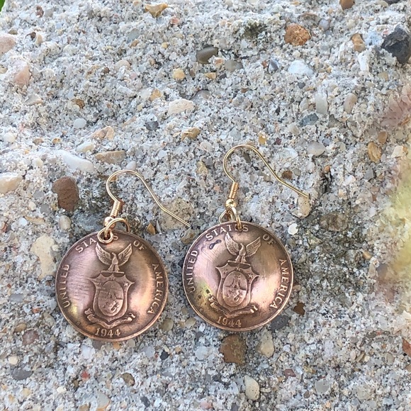 Earrings made of a penny. - Picture 3 of 3
